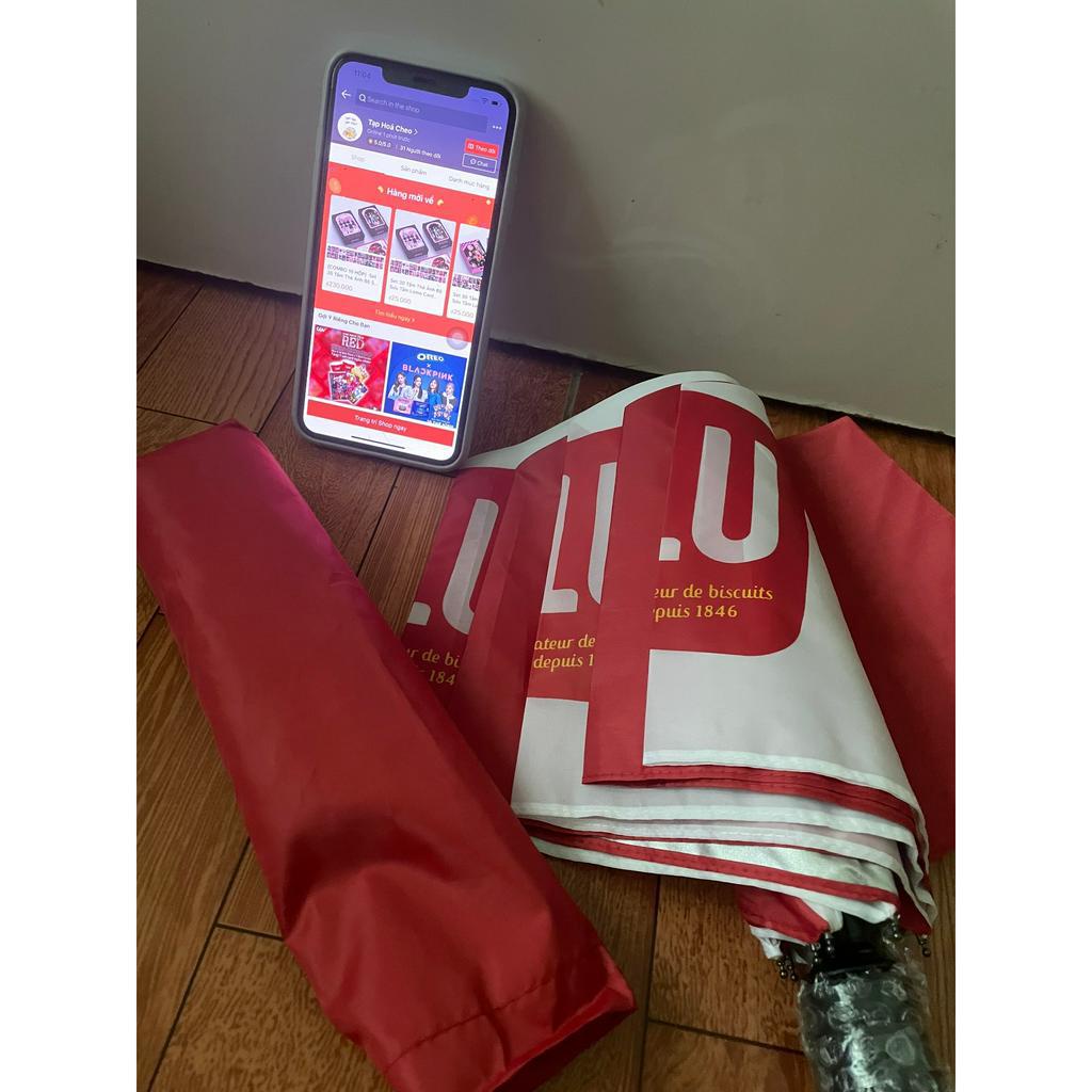 Dù che in logo bánh LU