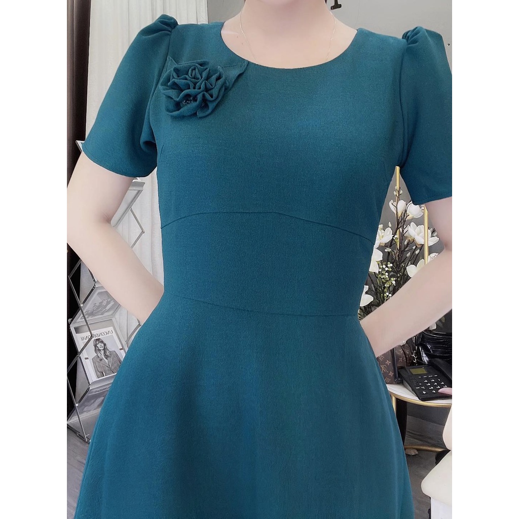 Đầm xòe phối hoa ngực quyến rũ D025- Lady fashion