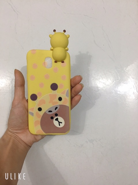 Ốp lưng sam sung J5 Pro, J5Pro Cao su gấu nền vàng