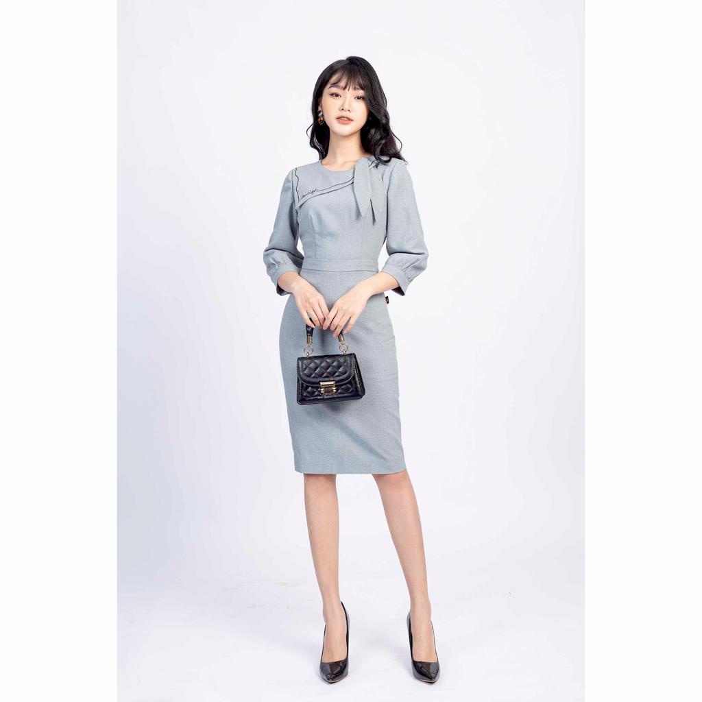 Đầm ôm, tay lỡ, đính nơ bèo, thêu MM Outfit MMOutfit M-DA070921302