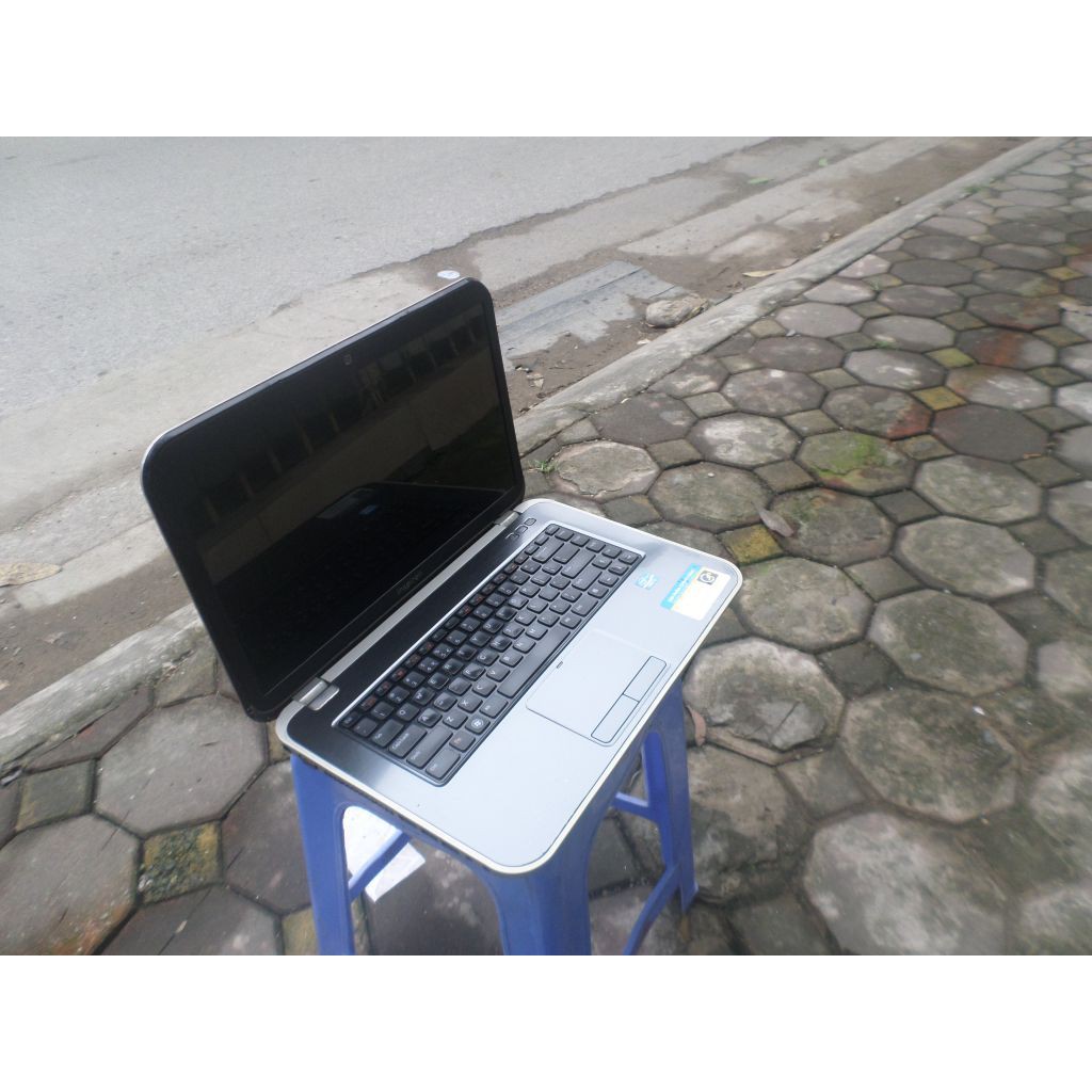 laptop cũ Dell 5520 i5-3210m, ram 4g, màn 15.6 hd | BigBuy360 - bigbuy360.vn