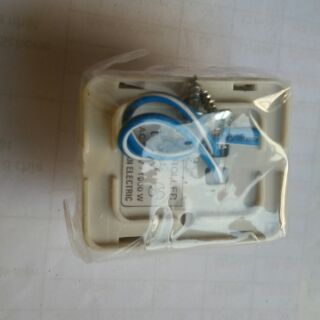 Chiếc áp đèn , quạt Dimmer