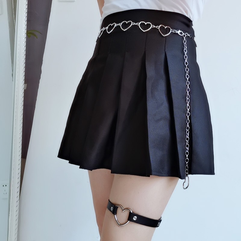 Vòng Cổ Kim Loại Gắn Mặt Trái Tim Độc Đáo Phong Cách Harajuku