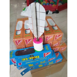 Cầu Tia Chớp Đá dưới mưa.