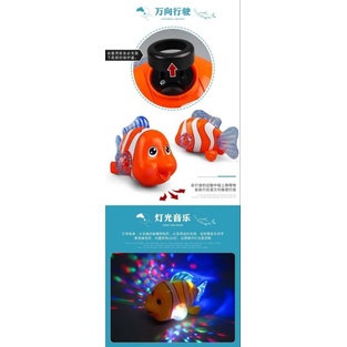 Lồng đèn trung thu cá cảnh chất liệu đẹp cho bé