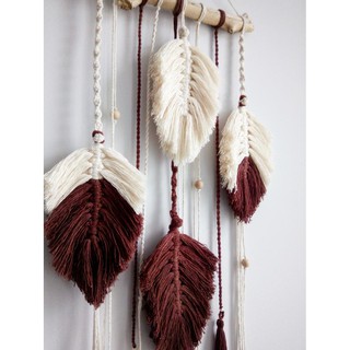 Mành macrame lá đỏ treo tường trang trí (W02)