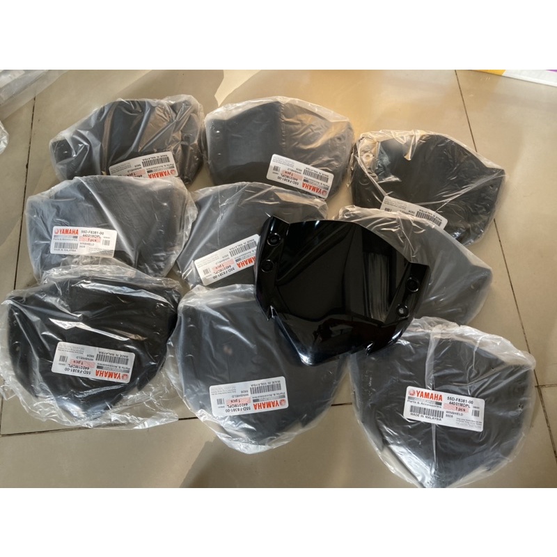 Mão-chắn gió LC135 chính hãng