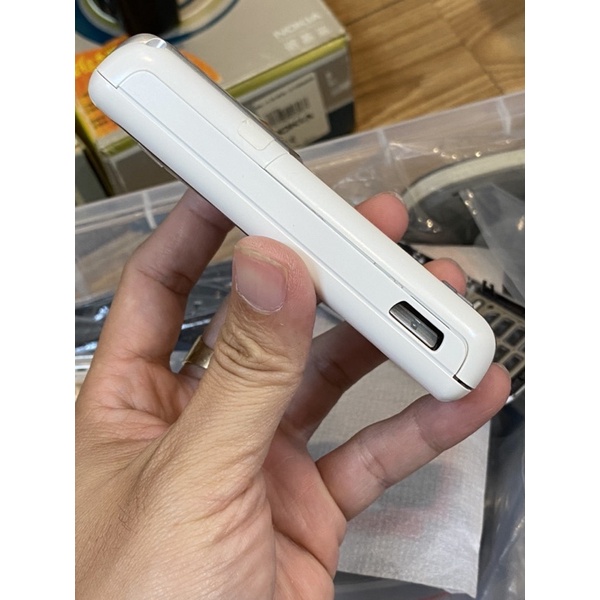 Vỏ chính hãng Motorola V770 mới