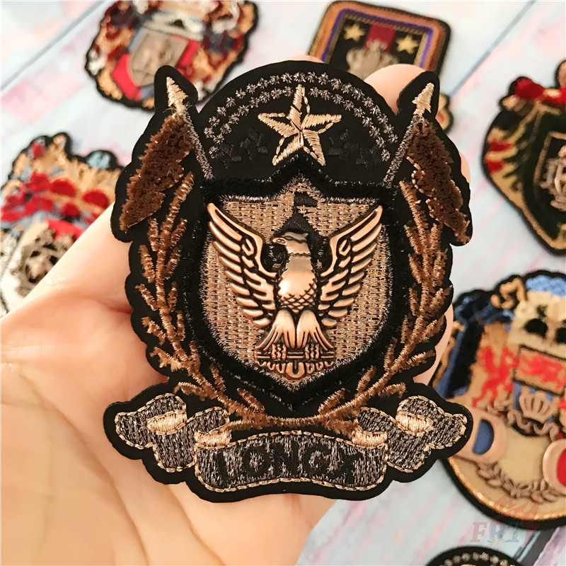 Miếng dán ủi thêu hình huy hiệu họa tiết ong/ đại bàng cổ điển