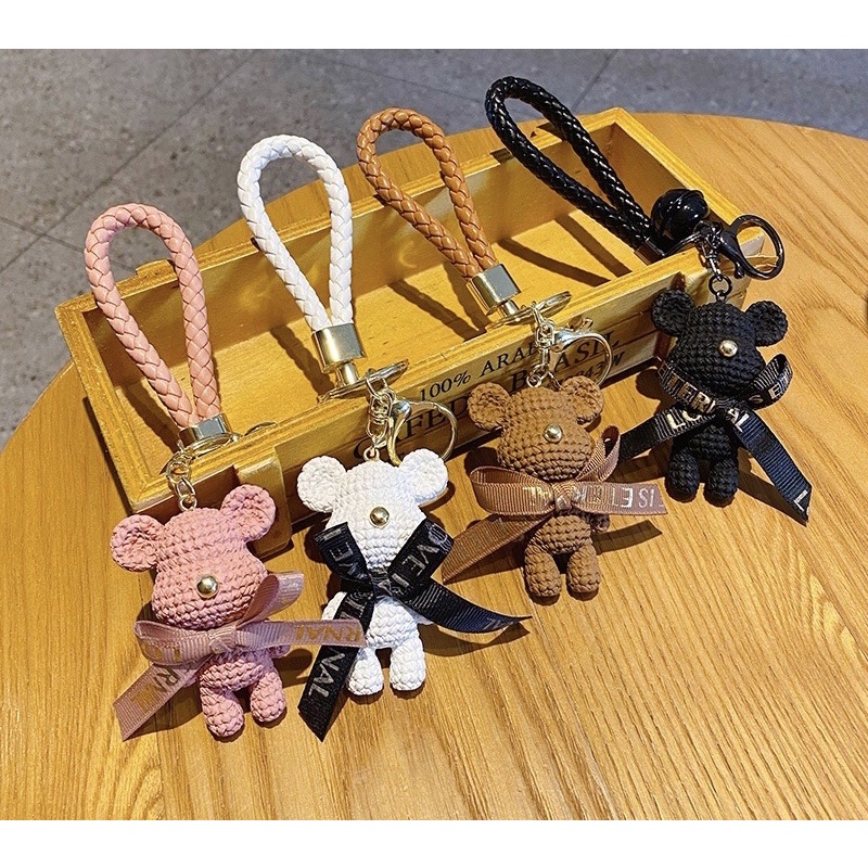 Móc khóa gấu Bearbrick có chuông hoạt hình sáng tạo dễ thương cute móc treo chìa khoá xe máy ô tô