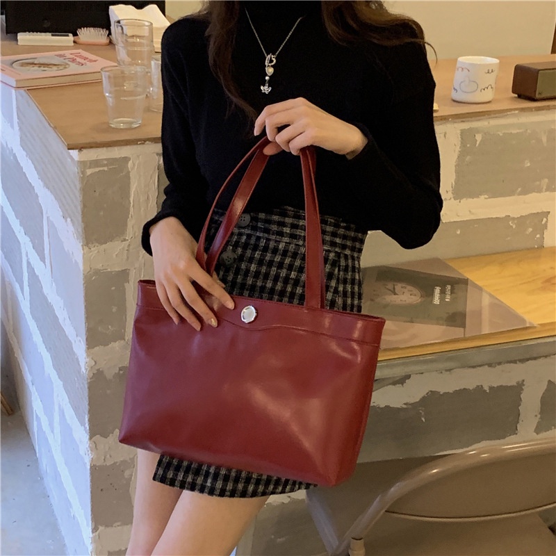 Túi Đeo Vai Cỡ Lớn Bằng Da Bóng Phong Cách retro Thời Trang Cho Nữ