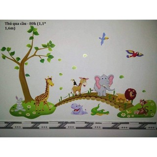 decal dán tường thú qua cầu