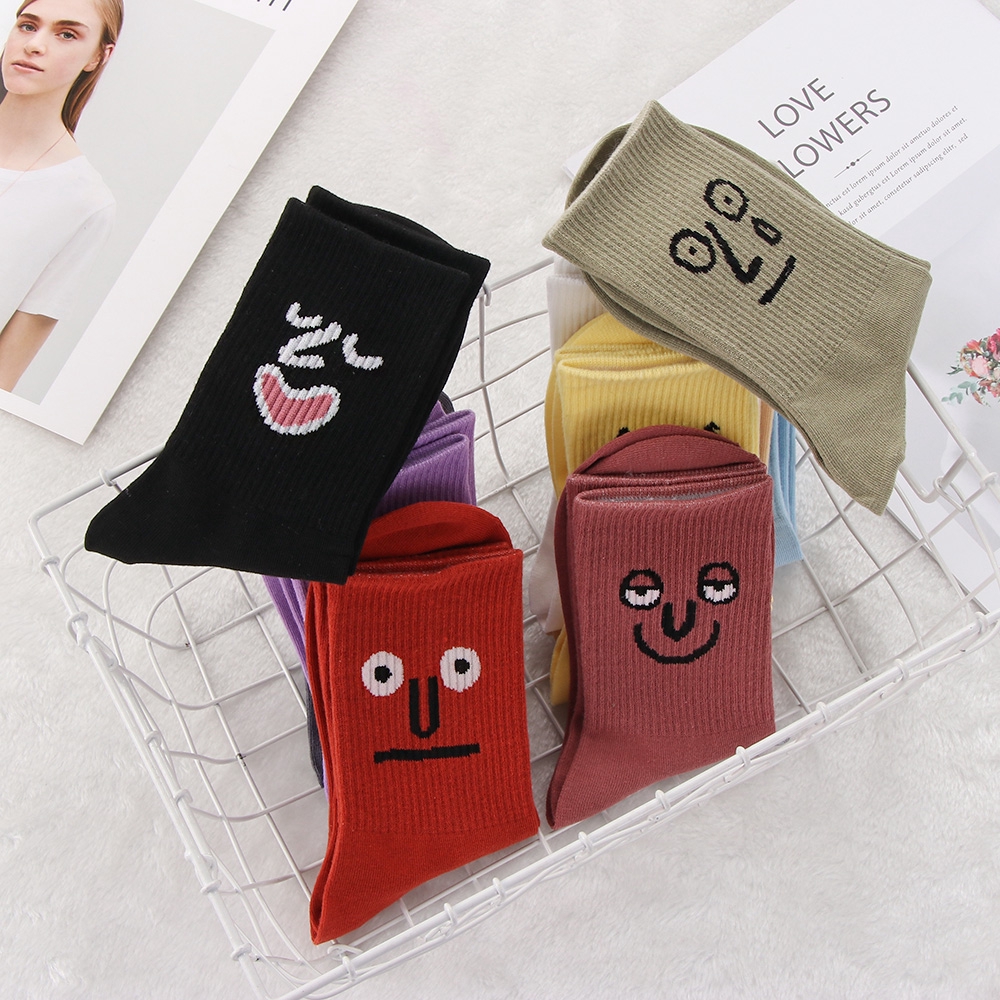 Đôi Vớ Ngắn Họa Tiết Graffiti Thời Trang Cho Nam Nữ