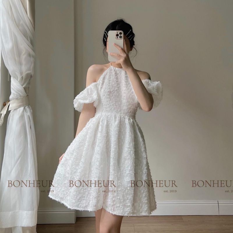 ĐẦM BÔNG NỔI KHOÉT VAI RỚT TAY -  Kim Dung Fashion Store