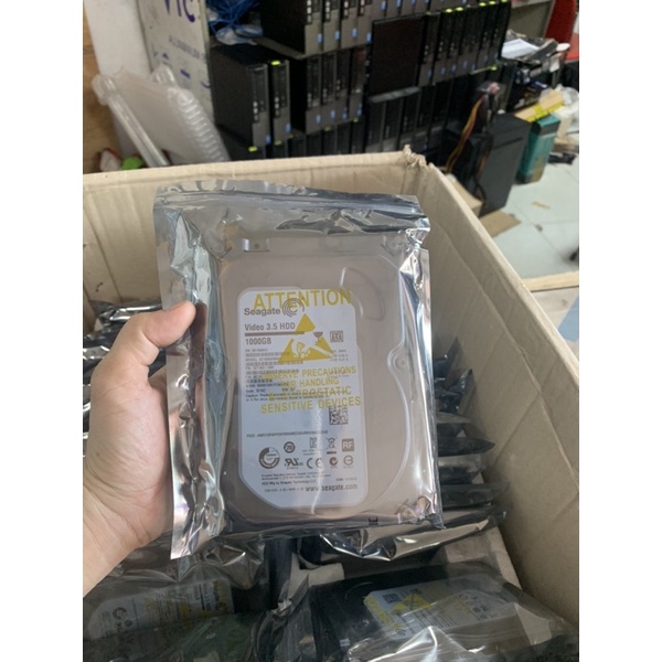 ổ cứng hdd pc 3.5 1000gbchuyên dụng dùng cho máy tính bàn. Bảo hành 2 năm