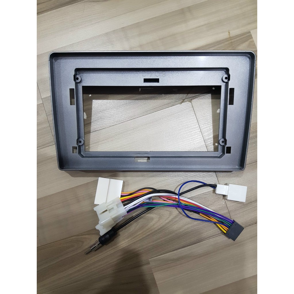 MÀN HÌNH MẶT DƯỠNG CHO XE TOYOTA HIACE 2005-2019  JACK NGUỒN ZIN HỔ TRỢ LẮP ĐẶT