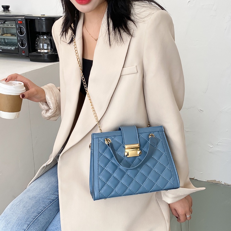 Túi xách IELGY hình vuông nhỏ đeo chéo vai phối dây xích bề mặt lưới