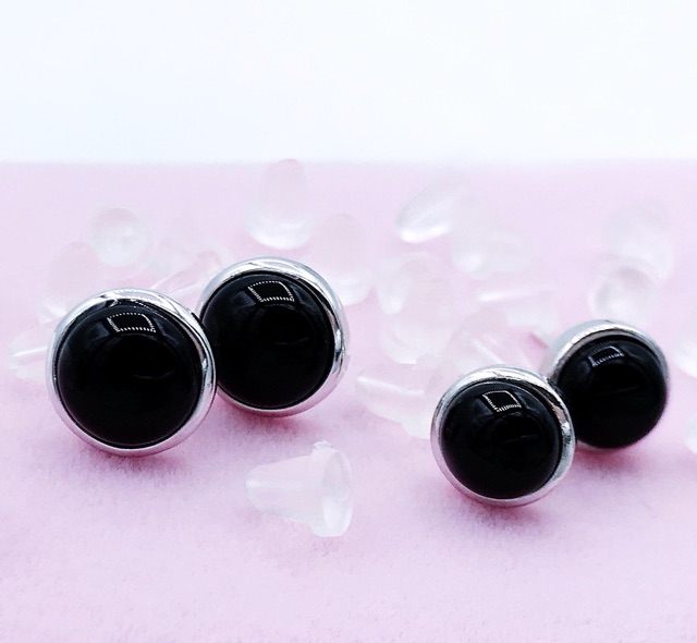 Khuyên tai Black Epoxy cá tính bạc ta NGỌC MẬU