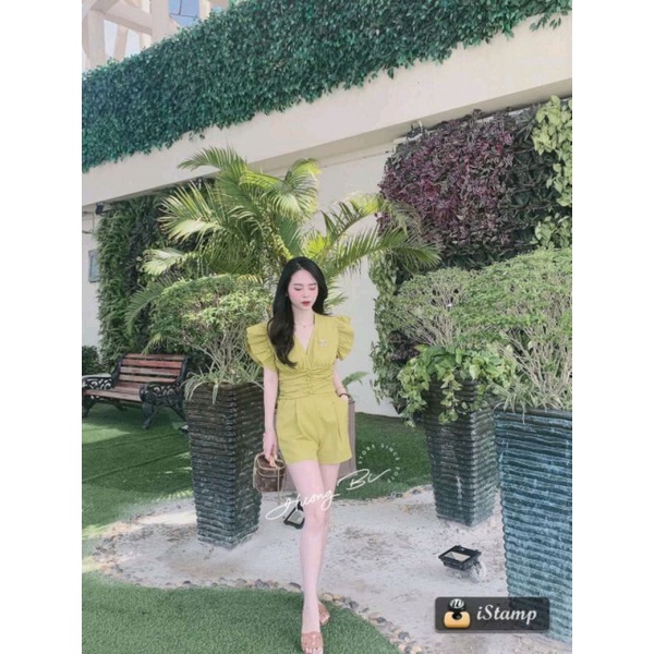 Sét áo bèo màu xanh bơ mix quần sooc cạp cao