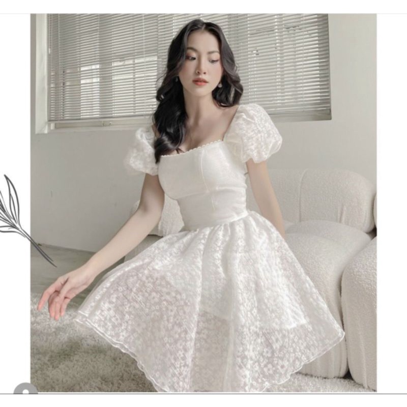 Đầm trắng ren hoa dáng xòe đan lưng Sofia Dress