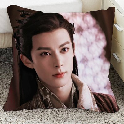 Gối IN HÌNH THƯƠNG LAN QUYẾT VƯƠNG HẠC ĐỆ NGU THƯ HÂN gồm cả vỏ và ruột chất đẹp tiện lợi phim cổ trang hoa ngữ