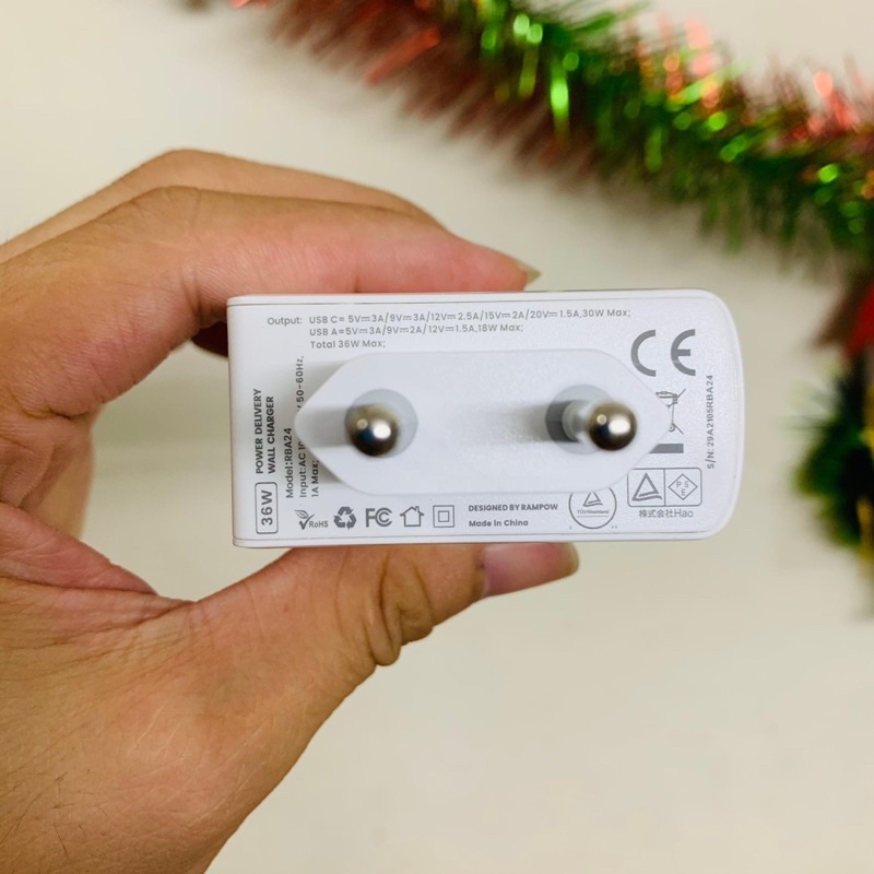 Củ sạc nhanh Rampow 36W 2 cổng sạc new zin