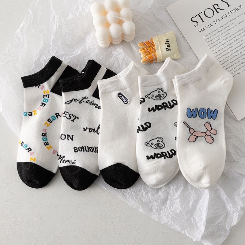 Sét 5 đôi vở xinh hoạ tiết nhí