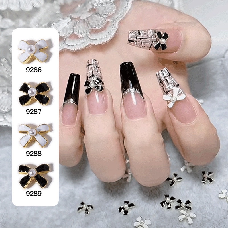 Charm nơ đính móng tay bán lẻ