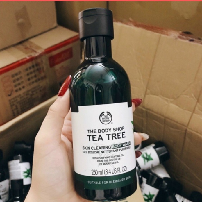 Sữa Rửa Mặt The Body Shop Tea Tree Skin Clearing Facial Wash 250ml