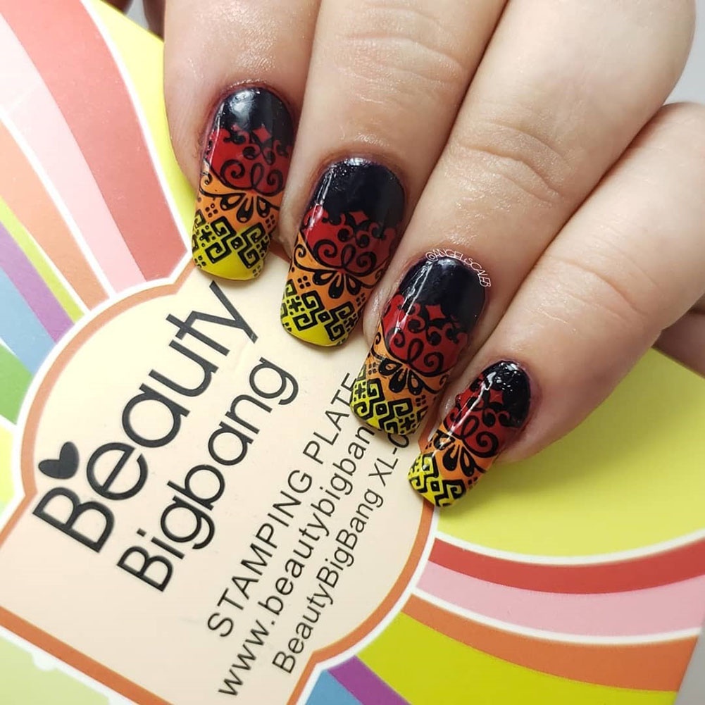 Tấm In Họa Tiết Hình Học Chuyên Dụng Trang Trí Móng Tay XL-074 YR