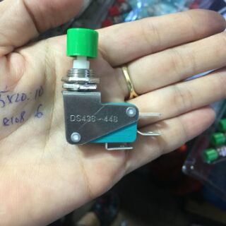 Công tắc hành trình có núm