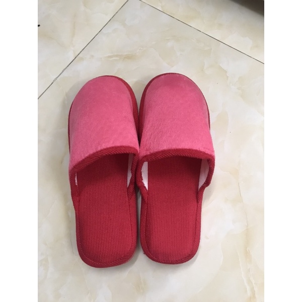 Dép bông đi trong nhà