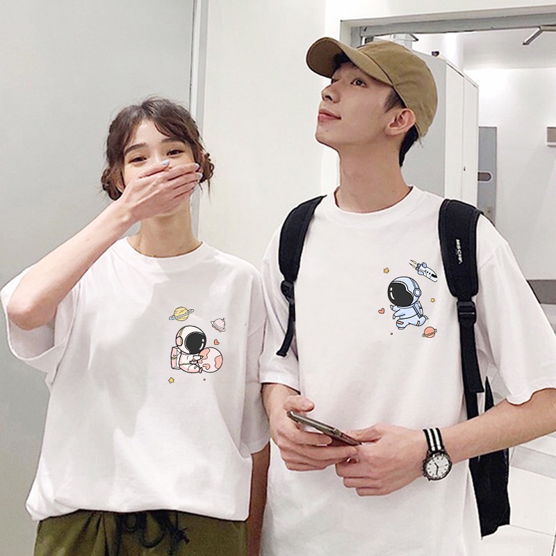 Áo đôi nam nữ, áo cặp in hình phi hành gia chất cotton thấm hút không bong tróc