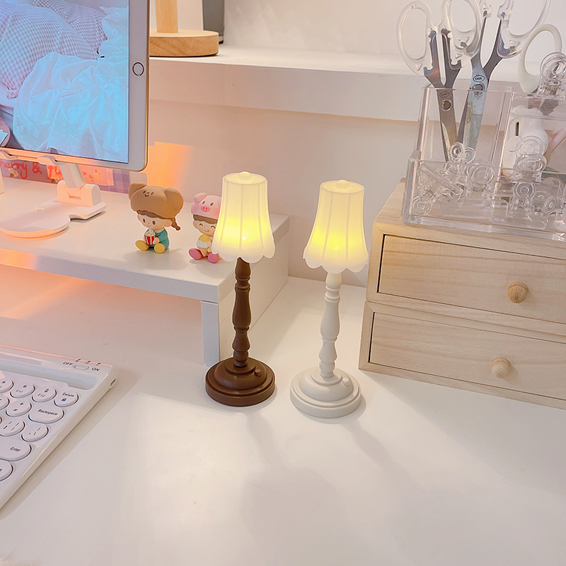 Đèn Ngủ Mini Kiểu Dáng Cổ Điển Tiện Dụng | BigBuy360 - bigbuy360.vn