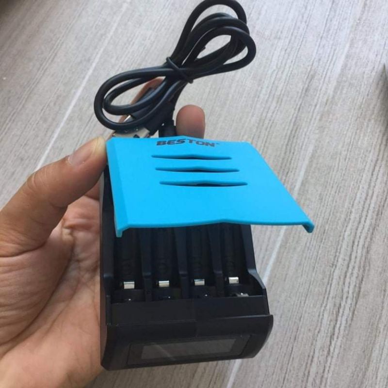 PIN SẠC BESTON 1.2V AA1200MAH/AA2000MAH/AA3000MAH/AA3300MAH/AAA1100MAH/AAA1300MAH/BỘ SẠC NHANH C9001 CÓ 4 KHE