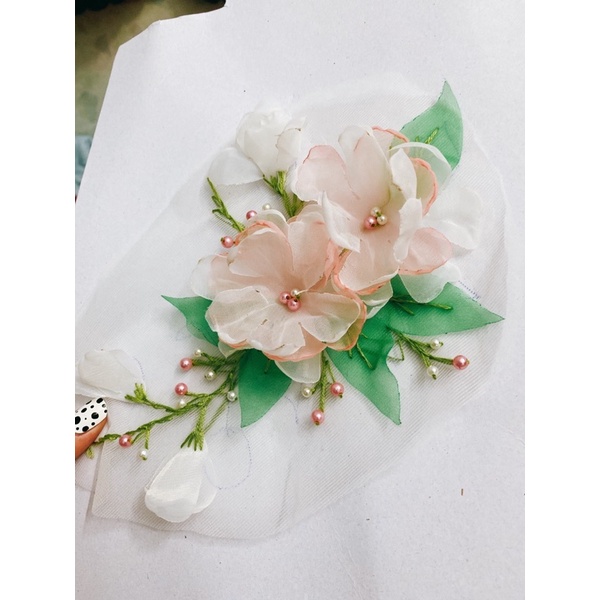 Hoa Voan đính kết