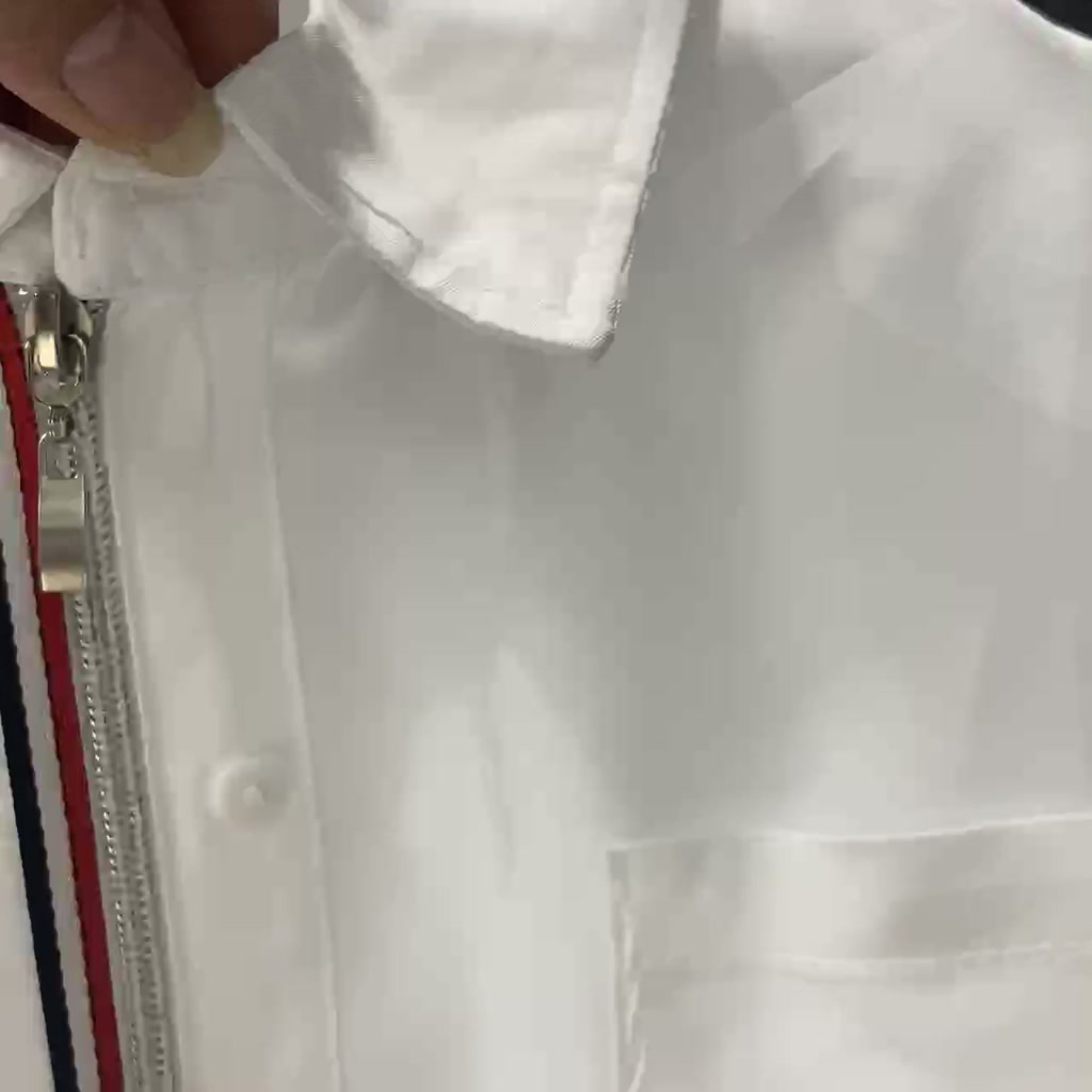 [Mã FATREND5 giảm đến 30k đơn 99k] Áo Sơ Mi Thome Khóa Kéo 4 Sọc Cánh Tay Cao Cấp | BigBuy360 - bigbuy360.vn