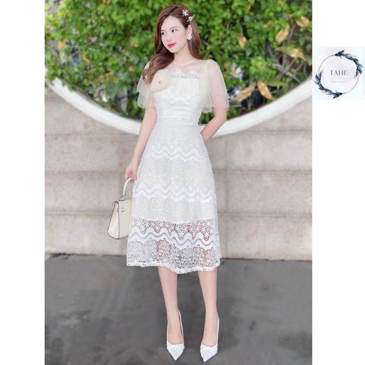 Váy dự tiệc thiết kế ren trắng sang chảnh kèm hoa cài tay voan Tahe V131