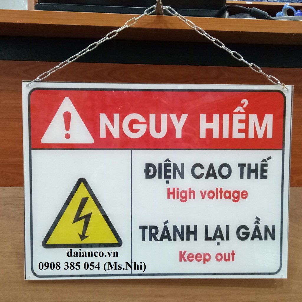 [HCM] Giảm giá bảng cảnh báo mica kèm dây xích treo nội dung như hình- KT 30x40cm- Hinh thật, hàng sẵn