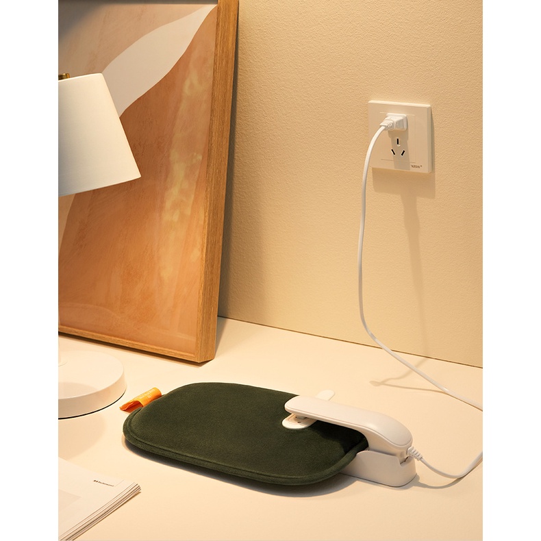 Túi sưởi làm ấm chân mùa đông - Túi ủ chân cao cấp BUMAS BW01 - Chất liệu nhung Italia, sợi Graphene giữ ấm lên 10h