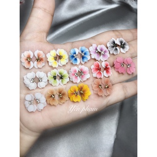 -Hoa nữa nhuỵ đá lấp lánh