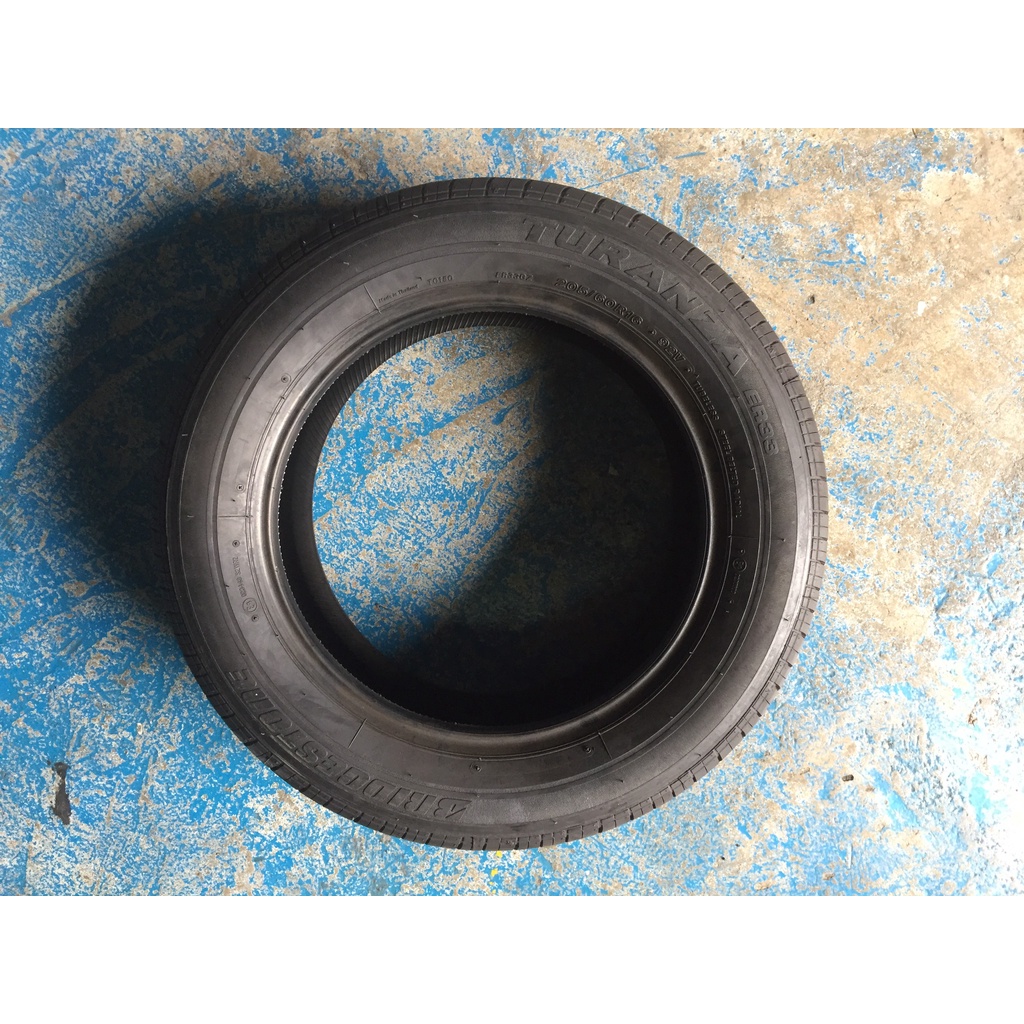 Lốp Bridgestone 205/60R16 ER33 Thái