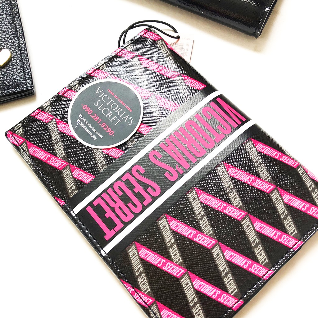 Ví đựng passport / cover passport chính hãng từ Victoria's Secret