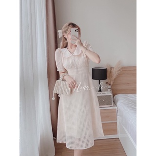 Đầm cổ sen tay ngắn nút bọc
