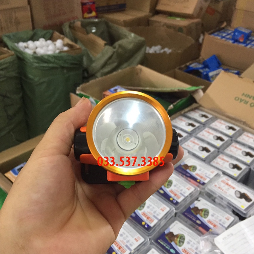 Đèn mini siêu sáng, đèn bin đội đầu K6 thiết kế nhỏ gọn thông minh với hướng xoay 90 độ