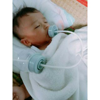 Bình  sữa RẢNH  TAY  UMOM HÀN QUỐC