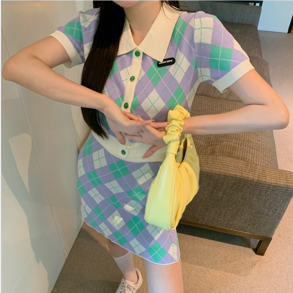 HUANG YOYO Set Áo Len Ngắn Tay Và Chân Váy Caro Thời Trang Nữ