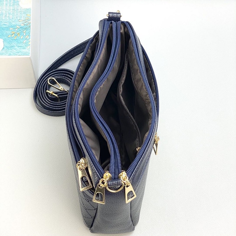 Ví Cầm Tay Hình Vuông Cỡ Nhỏ Phong Cách Mới Năm 2021 Thời Trang Cho Phụ Nữ Trung Niên