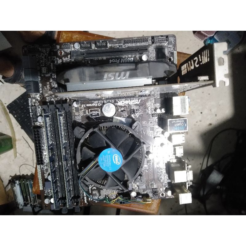 combo b85 asrock.ram8g.i3 4150.vga 7302gd5 chơi liên minh fifa4