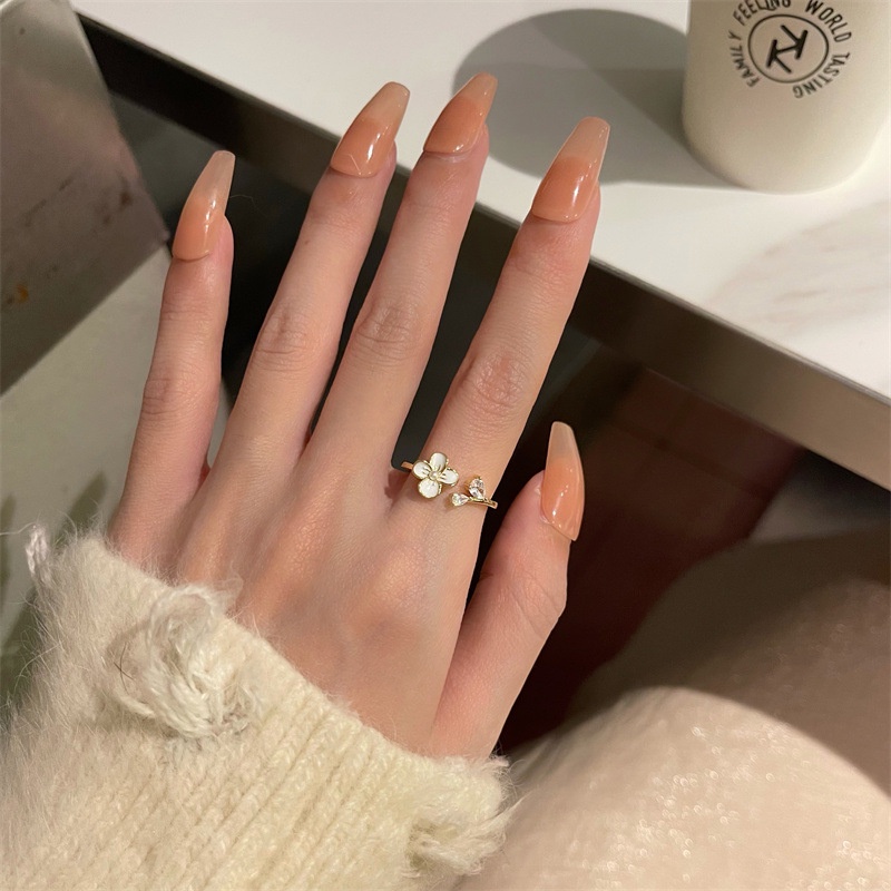 Nhẫn hở hình hoa đính ngọc trai có thể điều chỉnh được thiết kế tinh tế kiểu Hàn Quốc đơn giản thanh lịch cho nữ